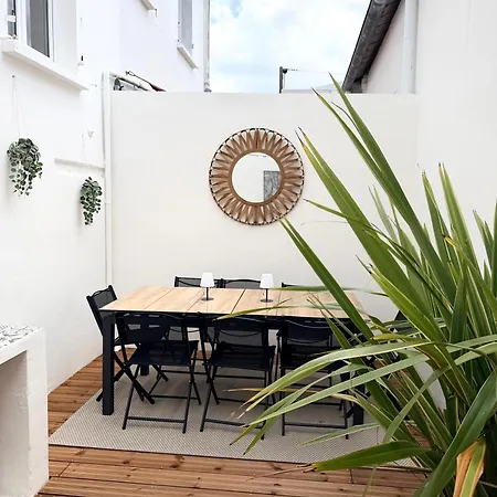 Holiday home Maison Boheme Royan